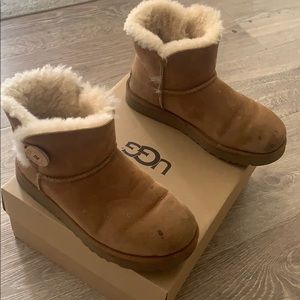 Uggs with button